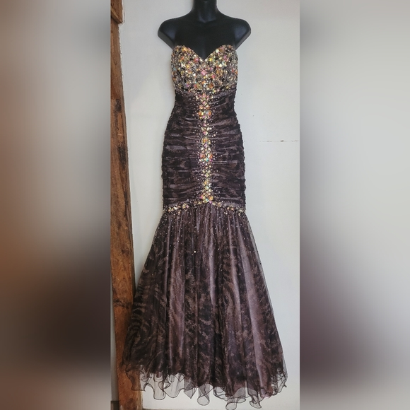 Jovani Dresses & Skirts - Jovani evening gown
